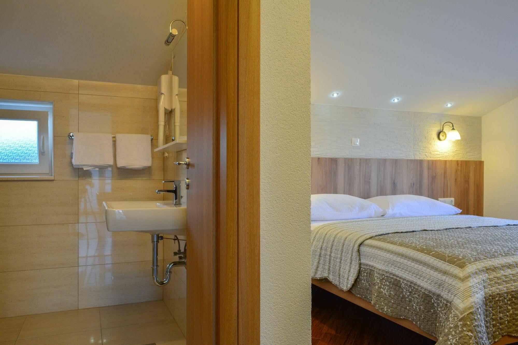 Luxury Apartments Villa Tea Трогір Екстер'єр фото