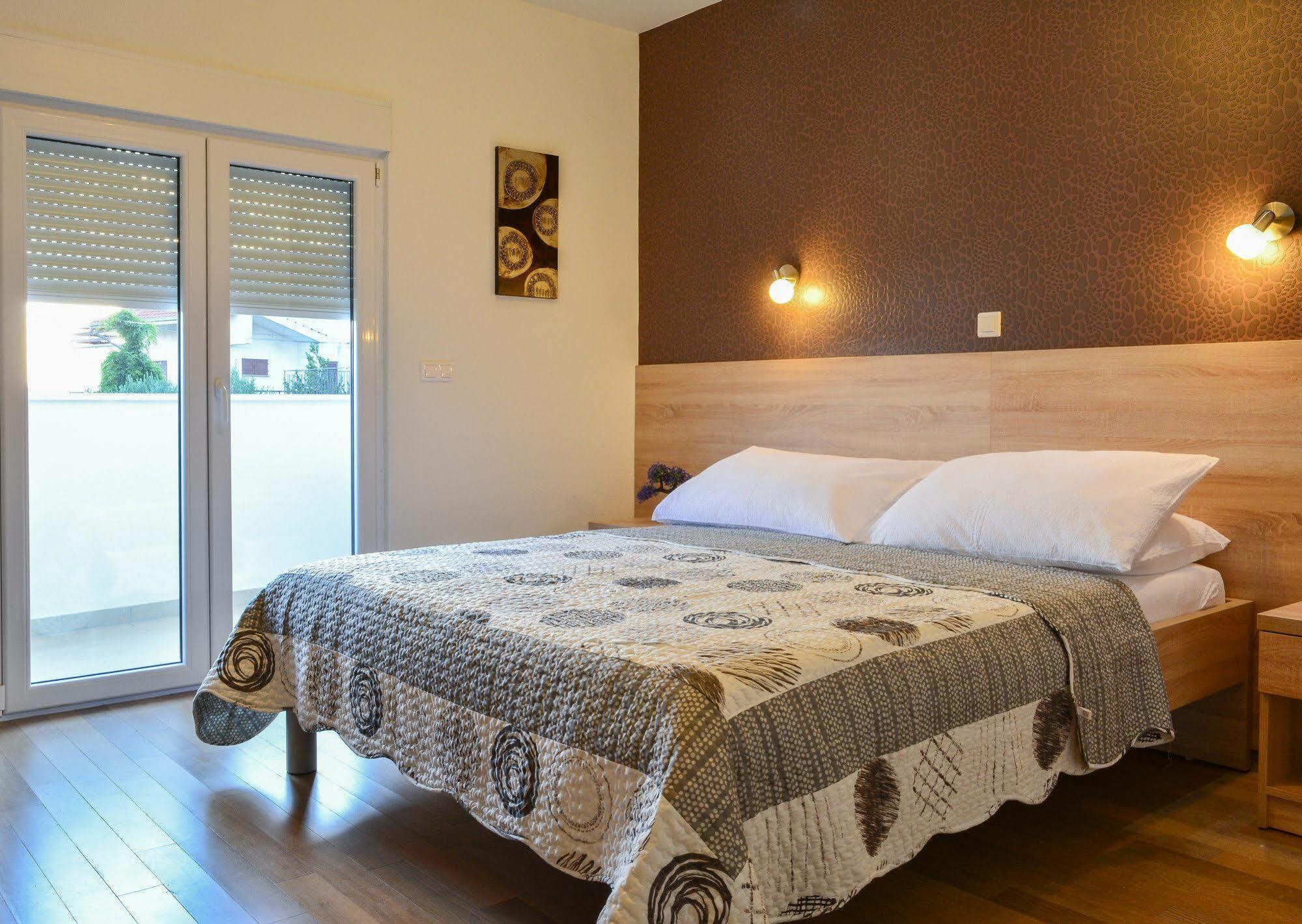 Luxury Apartments Villa Tea Трогір Екстер'єр фото