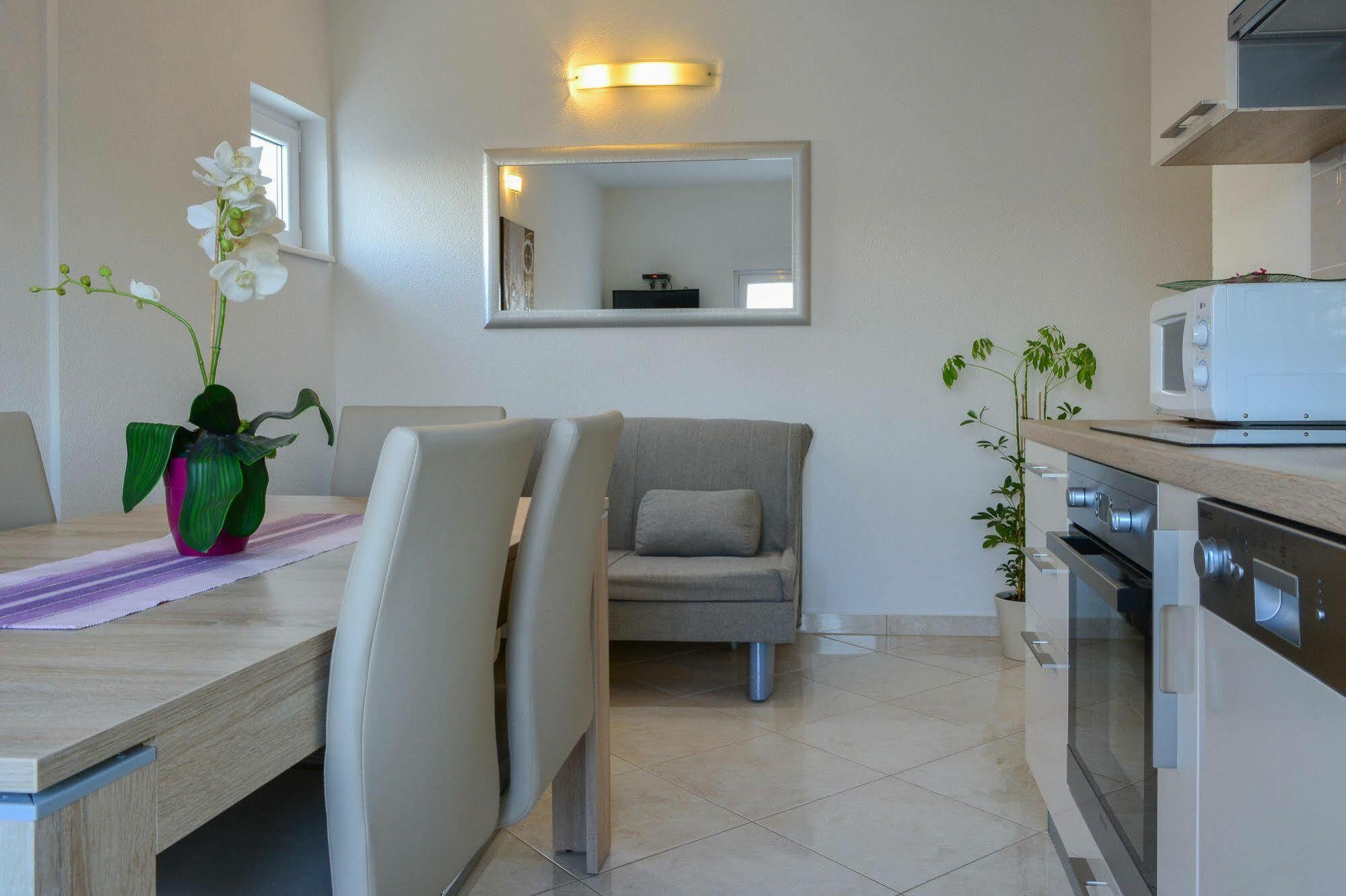 Luxury Apartments Villa Tea Трогір Екстер'єр фото
